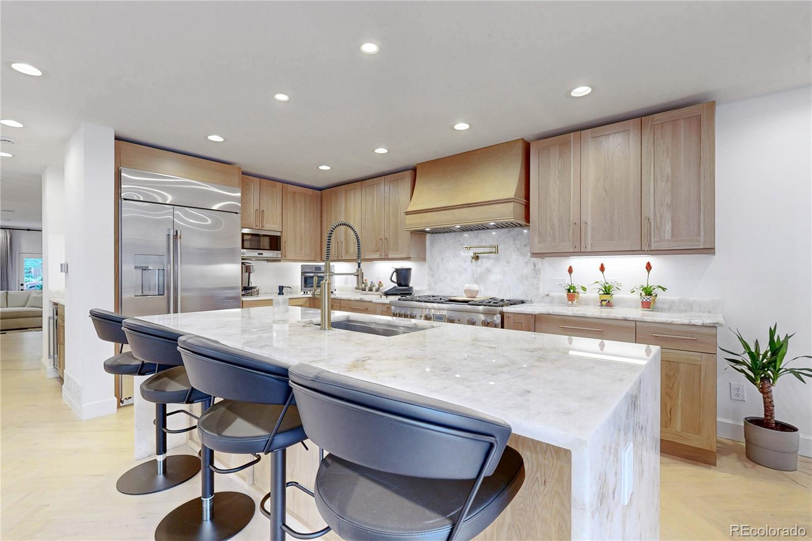 MLS Image #8 for 339  cook street ,denver, Colorado
