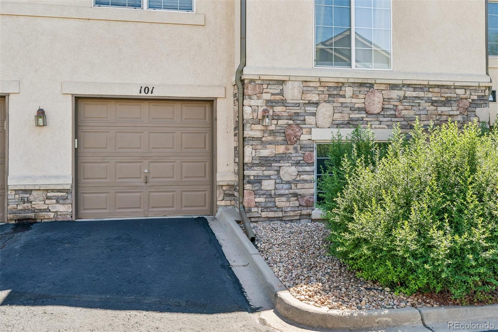 MLS Image #10 for 1445 s chambers road,aurora, Colorado