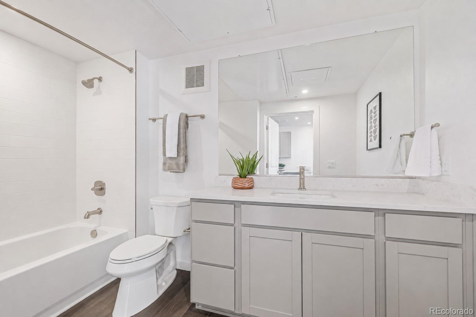 MLS Image #7 for 1650 n sheridan boulevard 105,denver, Colorado