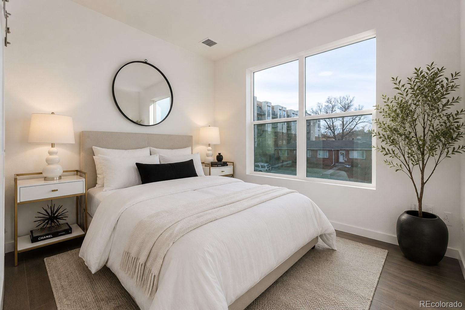 MLS Image #8 for 1650 n sheridan boulevard 105,denver, Colorado