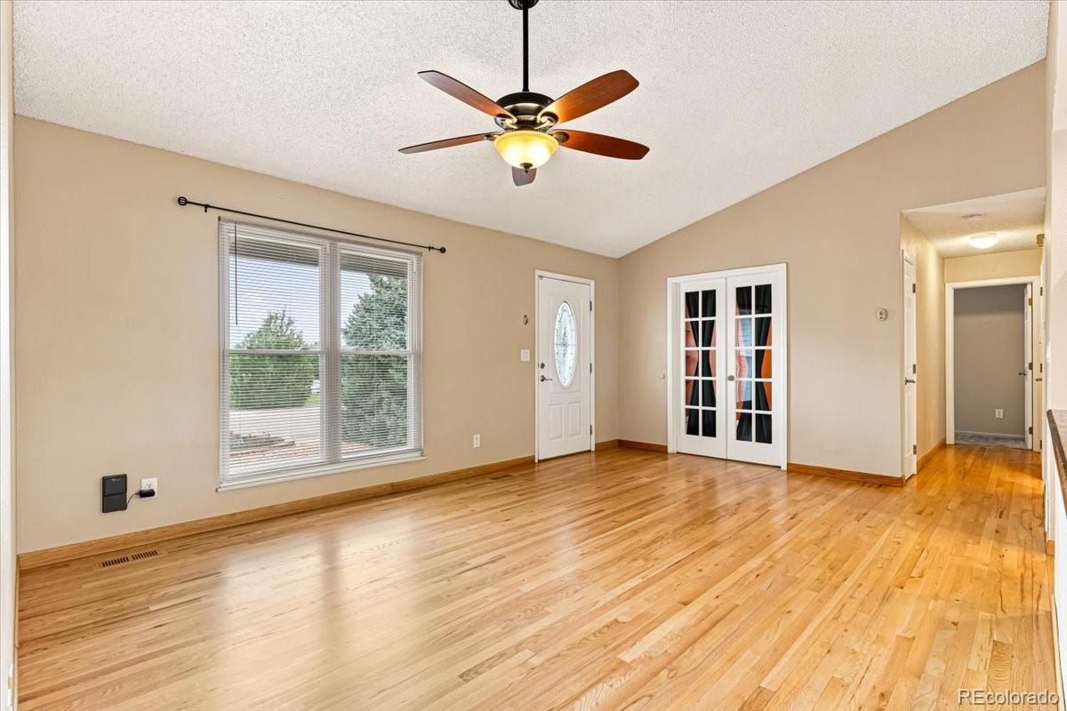 MLS Image #2 for 21698 e powers circle,aurora, Colorado