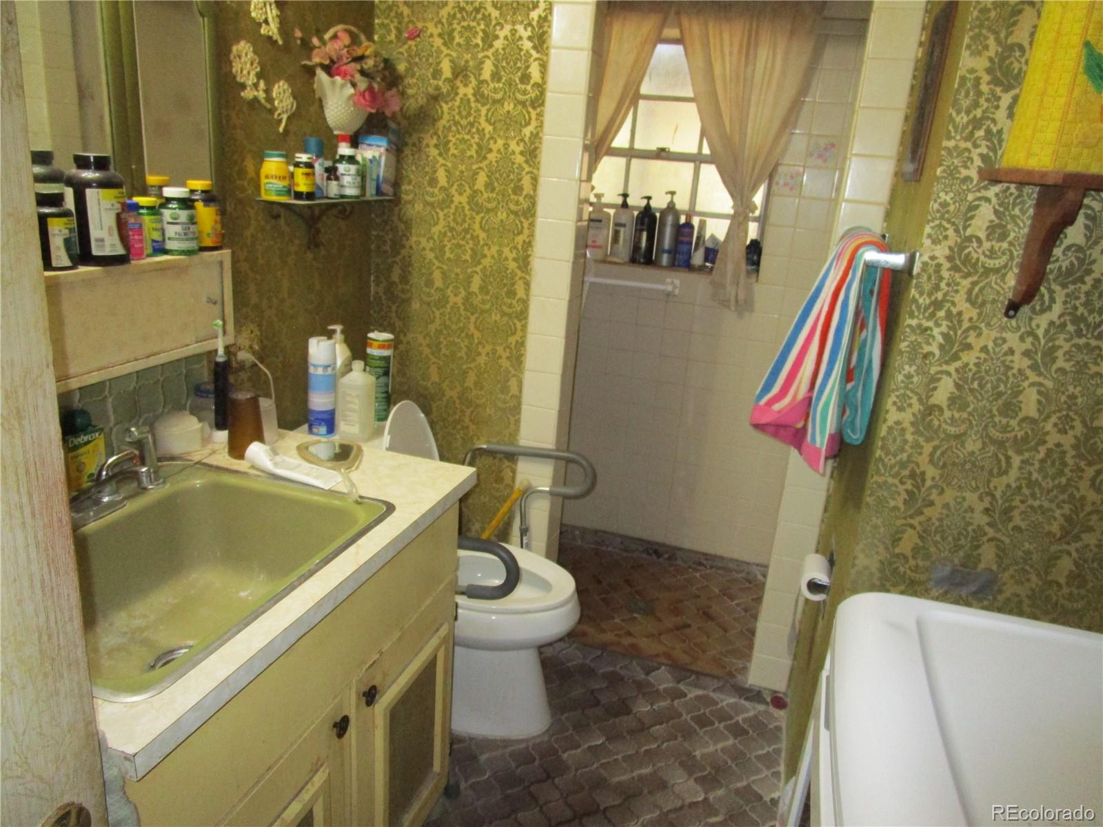 MLS Image #11 for 11930 e exposition avenue,aurora, Colorado