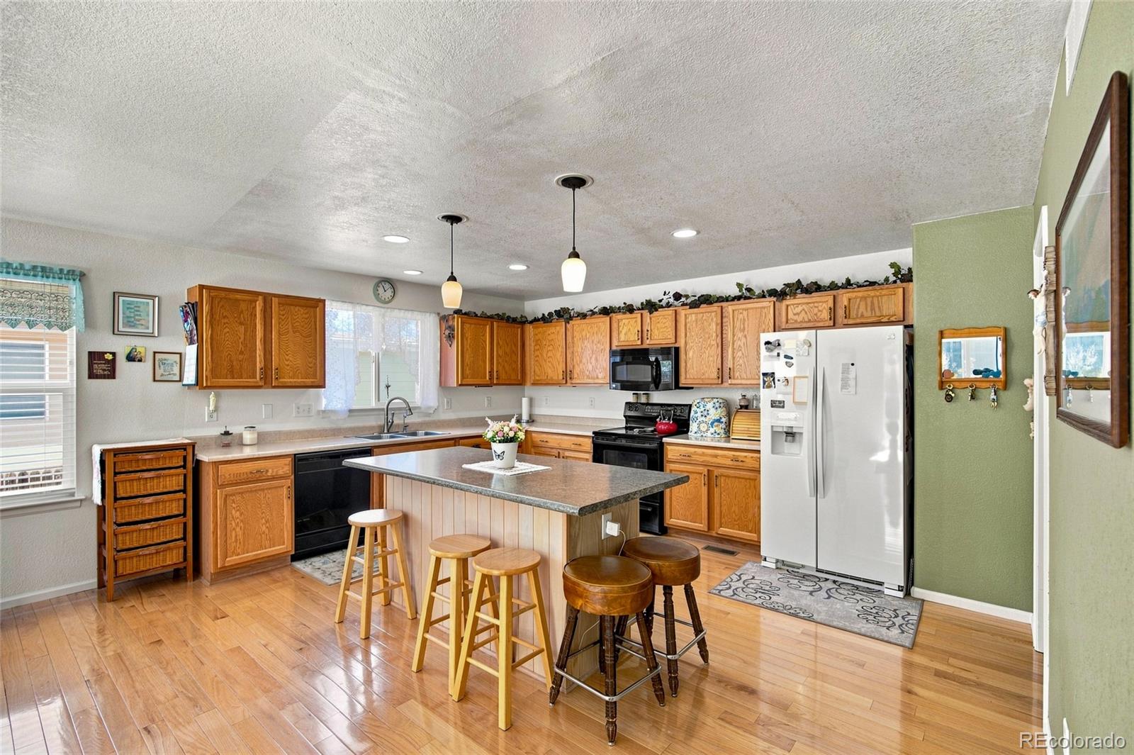 MLS Image #11 for 5410 s shawnee way,aurora, Colorado