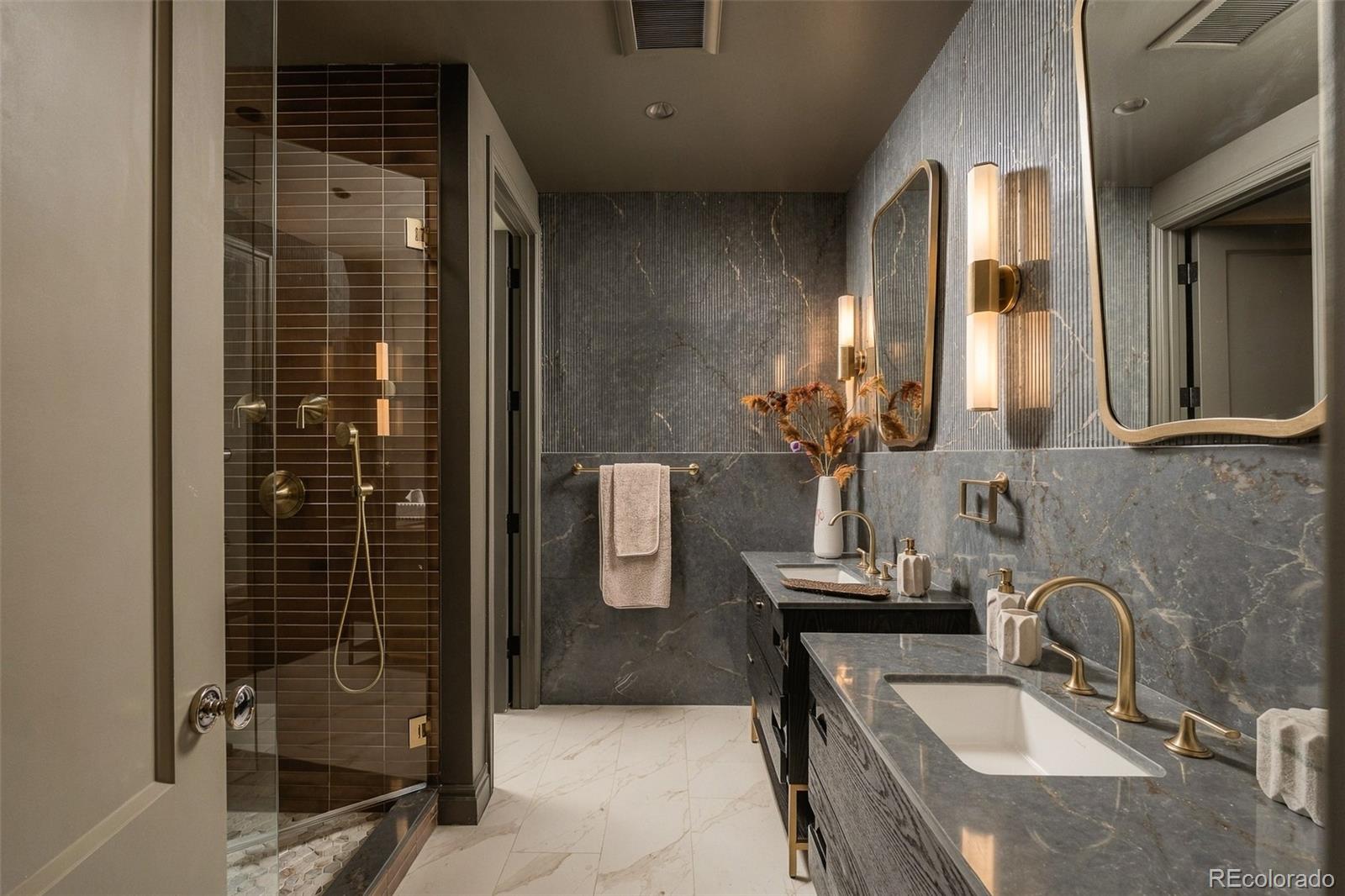 MLS Image #36 for 603 s downing street,denver, Colorado
