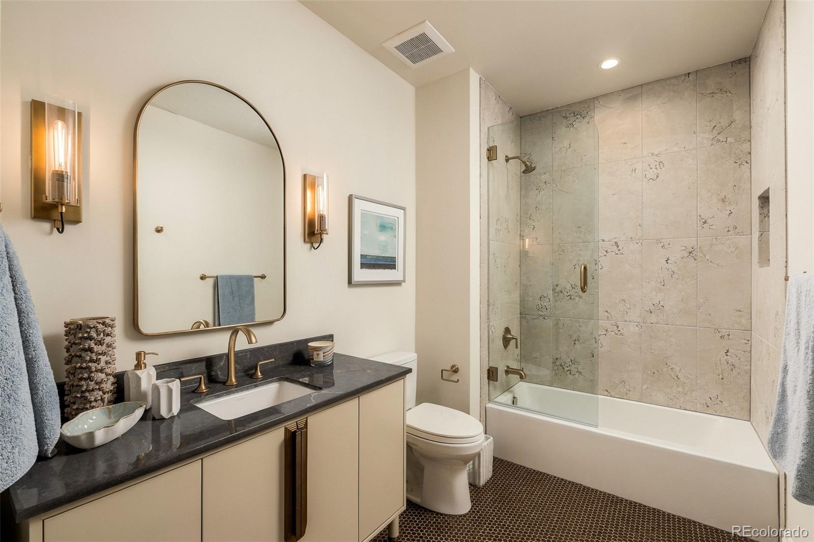 MLS Image #38 for 603 s downing street,denver, Colorado