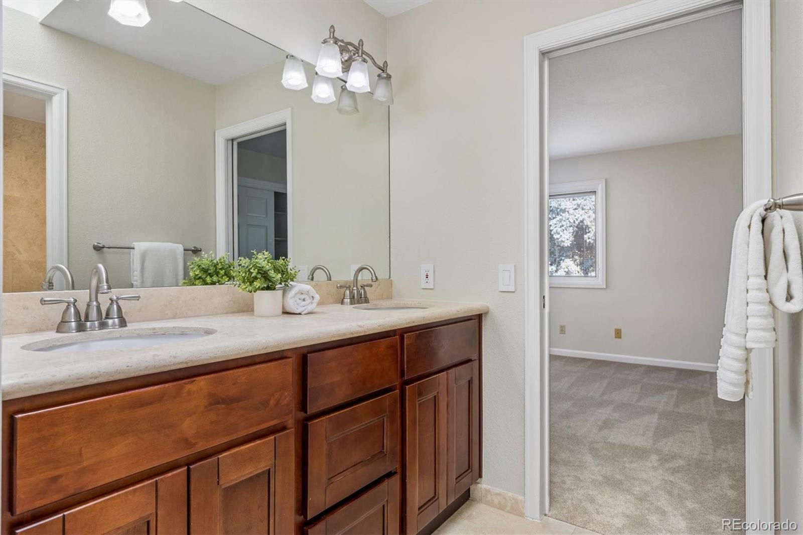 MLS Image #29 for 7199 s chapparal circle,centennial, Colorado