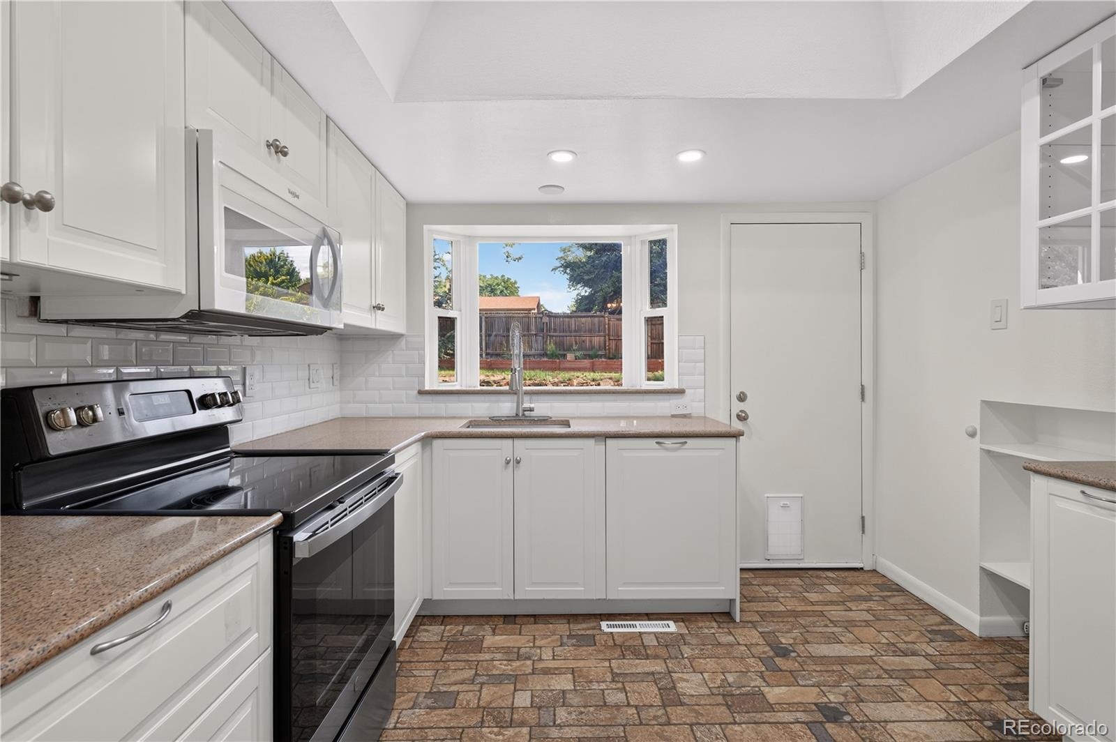 MLS Image #8 for 2436 s lansing way,aurora, Colorado