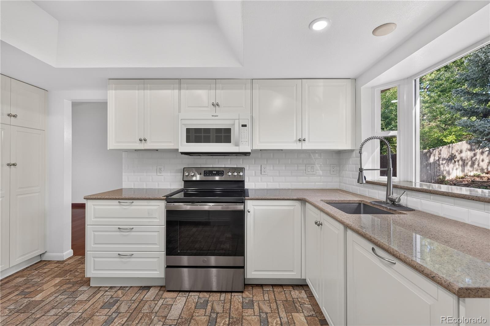 MLS Image #9 for 2436 s lansing way,aurora, Colorado