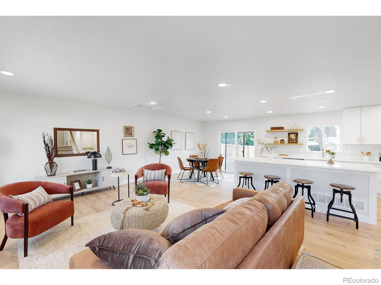 MLS Image #5 for 600  mount evans street,longmont, Colorado