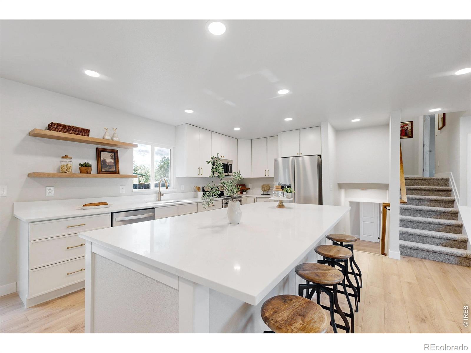 MLS Image #9 for 600  mount evans street,longmont, Colorado