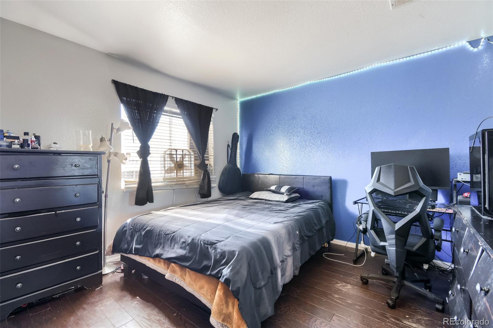 MLS Image #9 for 18646 e 42nd avenue,denver, Colorado