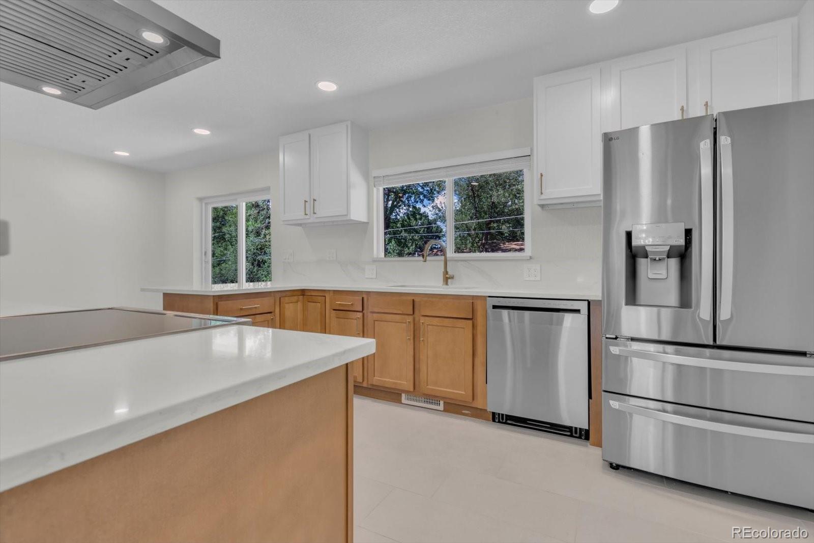 MLS Image #9 for 2825 s yates street,denver, Colorado