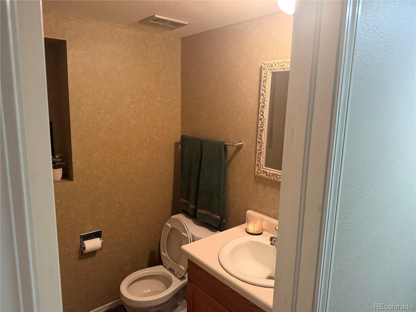 MLS Image #30 for 2069 s macon way,aurora, Colorado