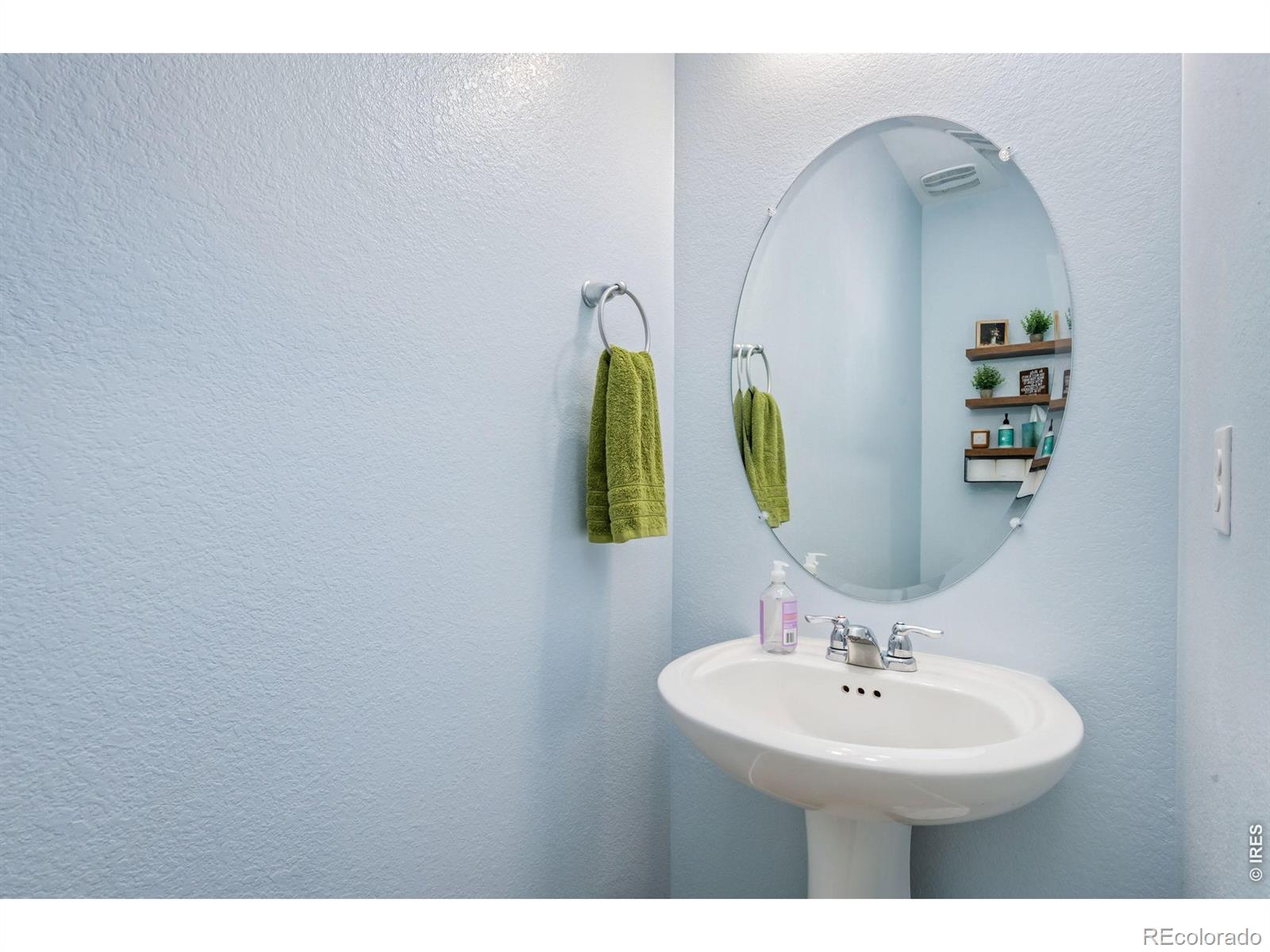 MLS Image #11 for 279  swallow road,johnstown, Colorado