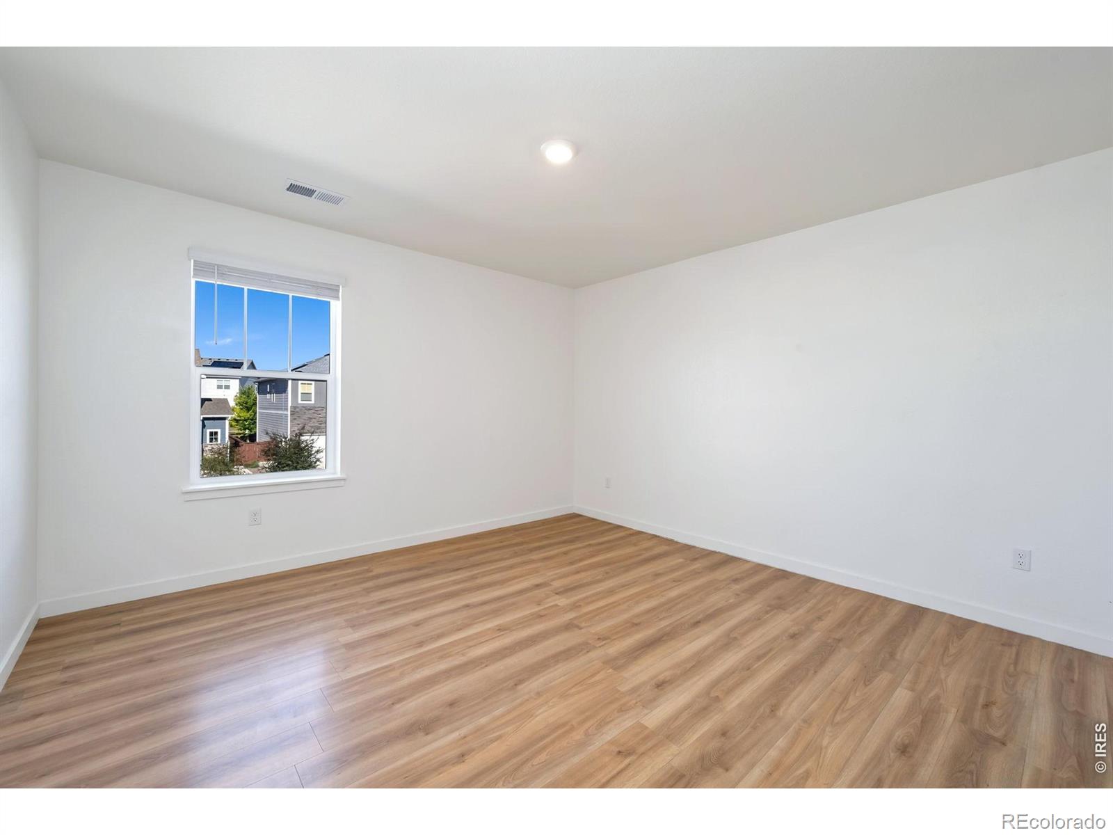MLS Image #14 for 279  swallow road,johnstown, Colorado