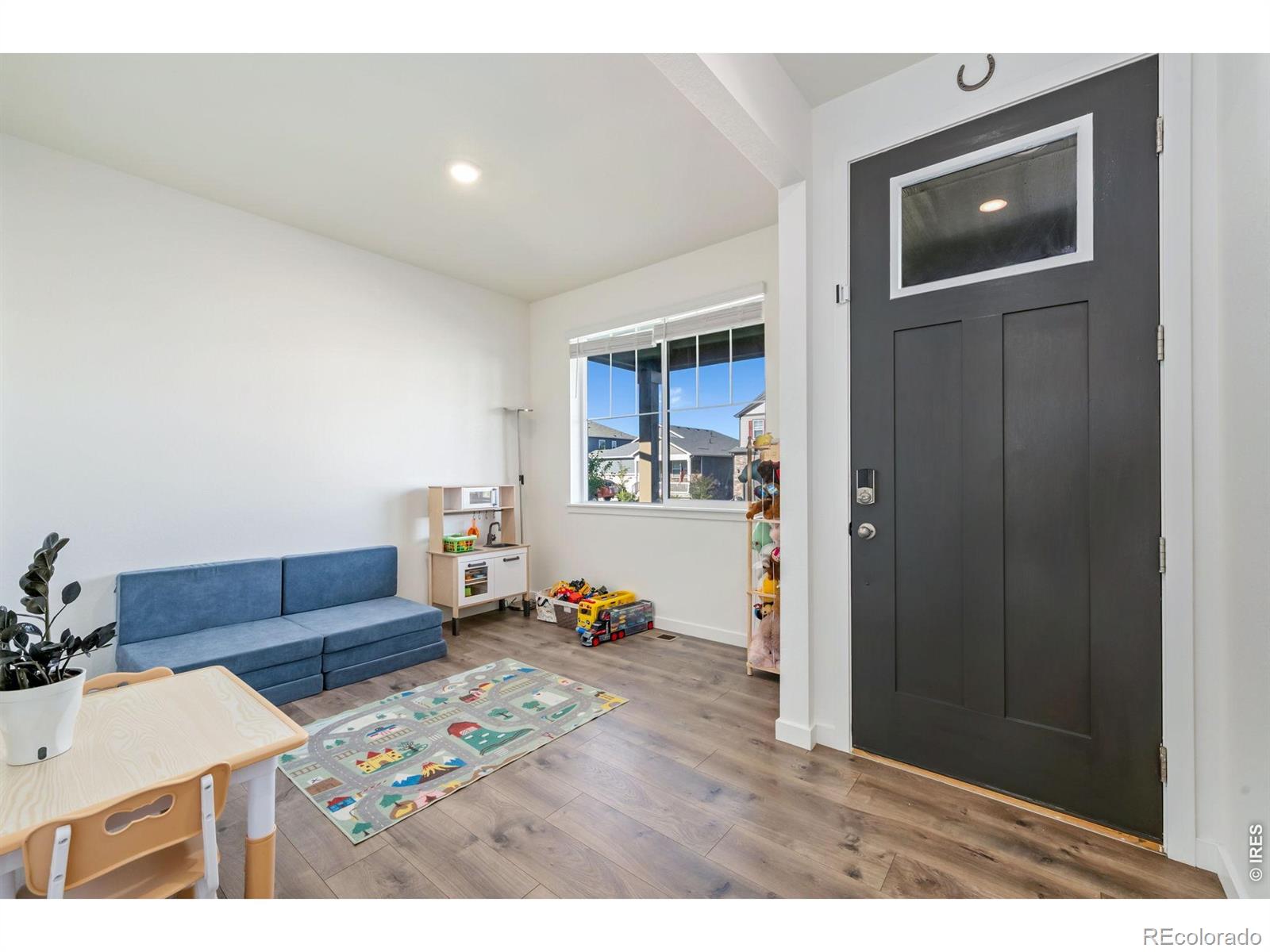 MLS Image #3 for 279  swallow road,johnstown, Colorado