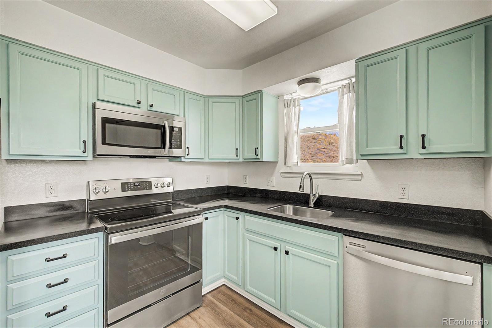 MLS Image #12 for 1629 s deframe street b8,denver, Colorado