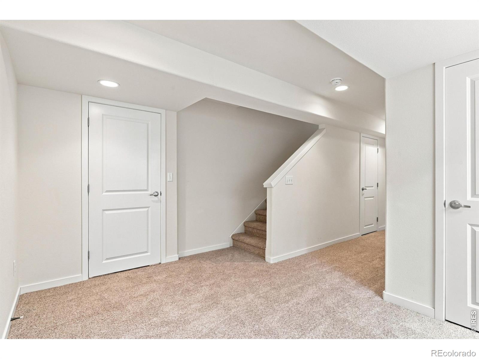 MLS Image #15 for 833 s coffman street,longmont, Colorado