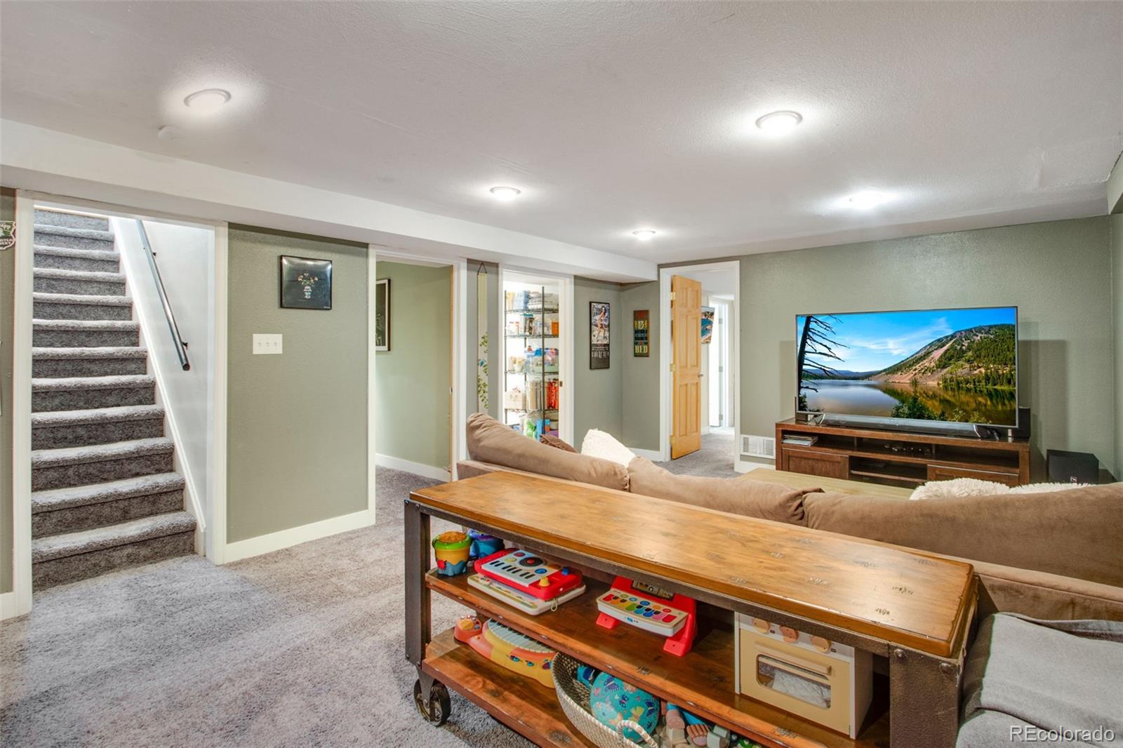 MLS Image #25 for 8070 w 25th place,denver, Colorado