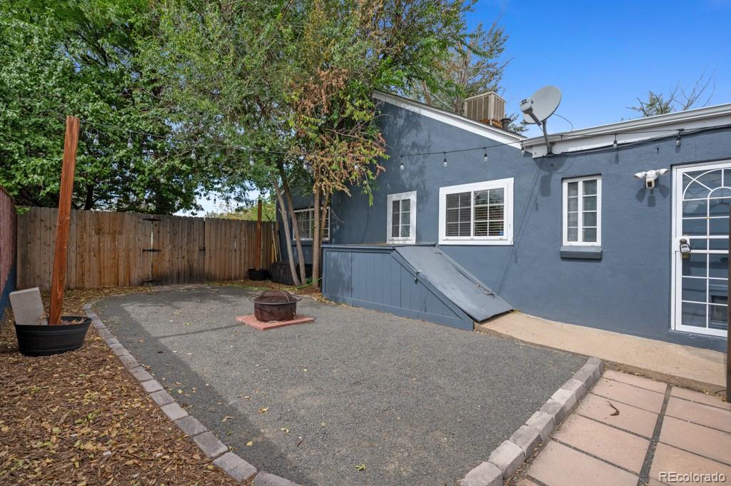 MLS Image #33 for 1336  syracuse street,denver, Colorado