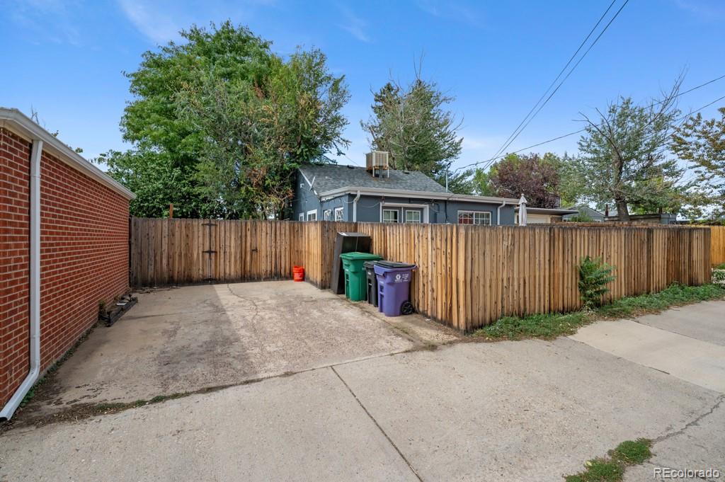 MLS Image #35 for 1336  syracuse street,denver, Colorado