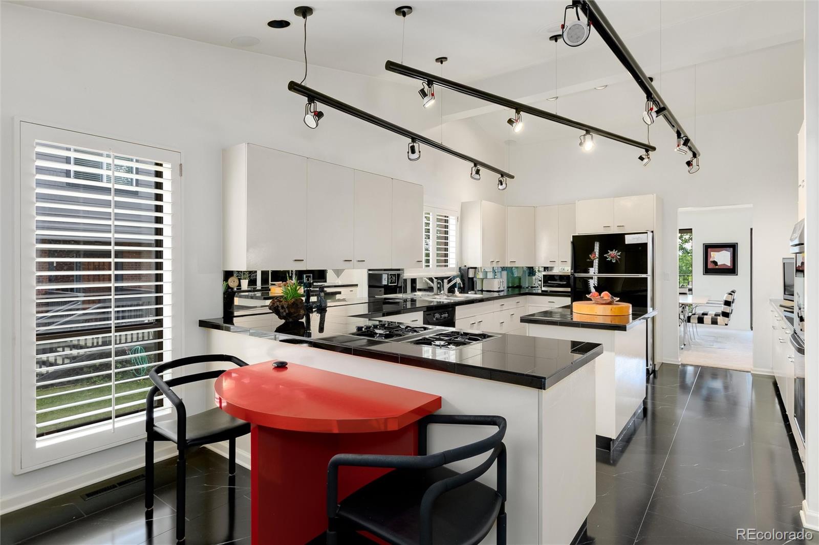 MLS Image #11 for 2601 s quebec street,denver, Colorado