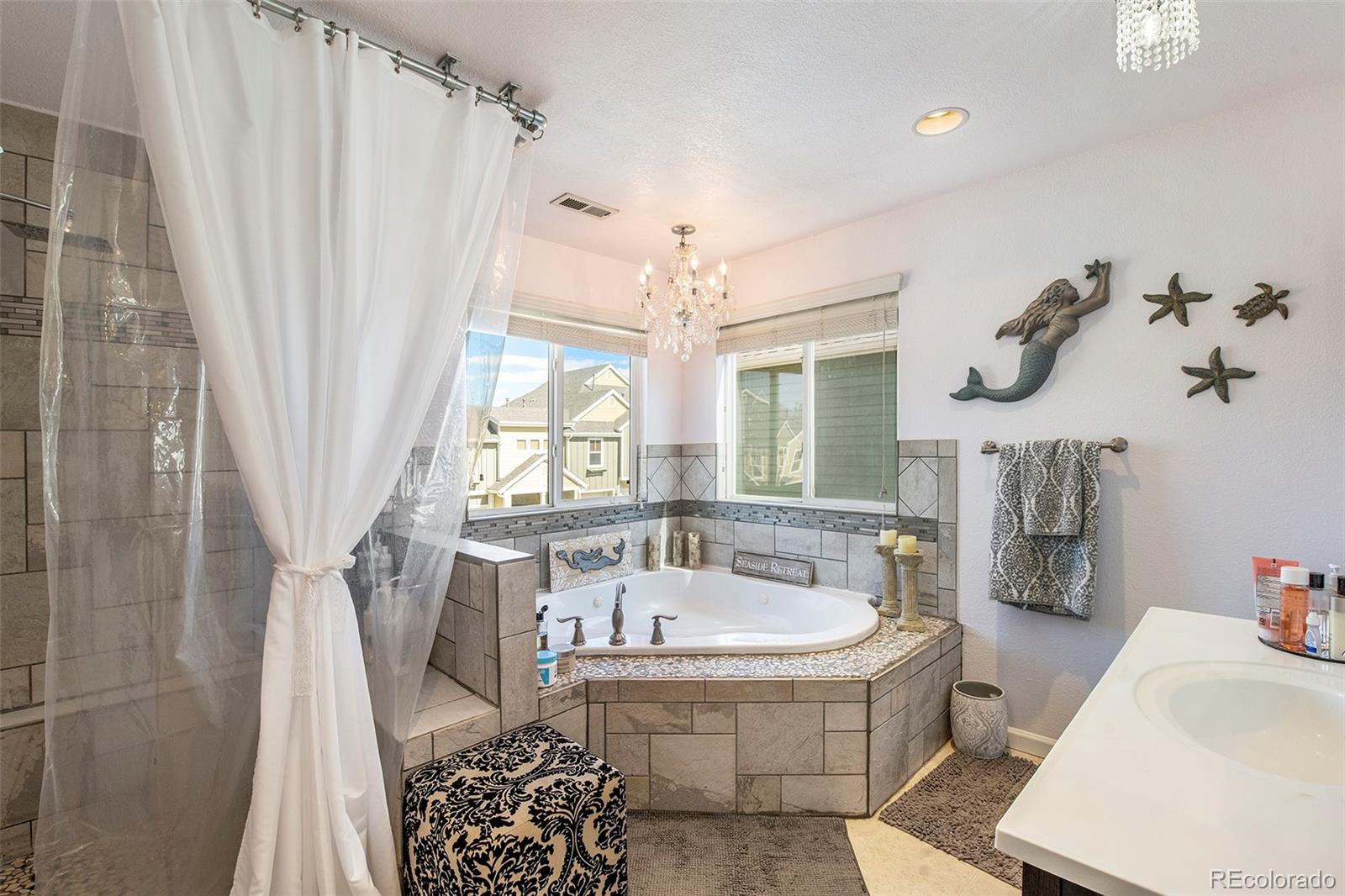 MLS Image #10 for 11058  oswego street,commerce city, Colorado