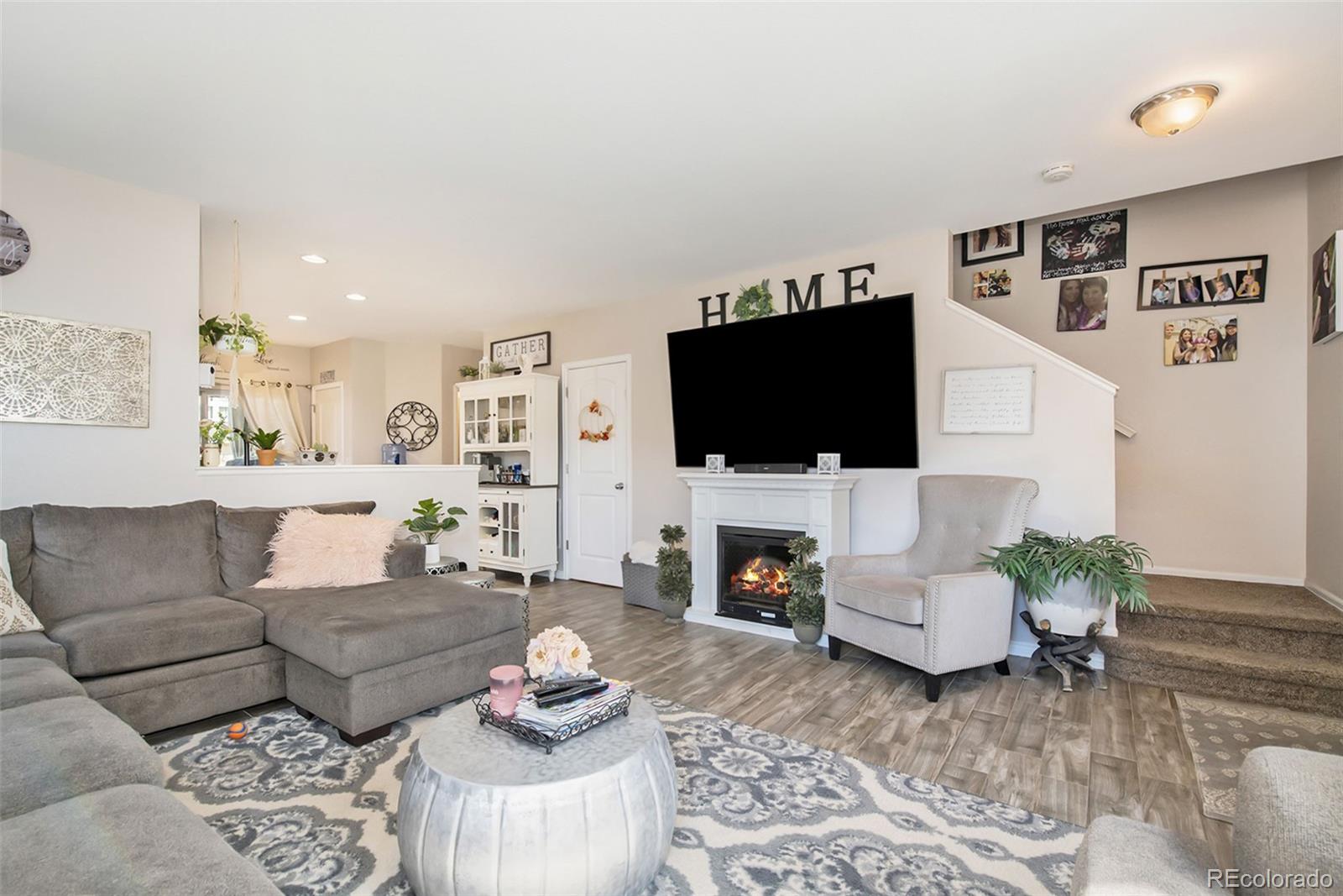MLS Image #3 for 11058  oswego street,commerce city, Colorado