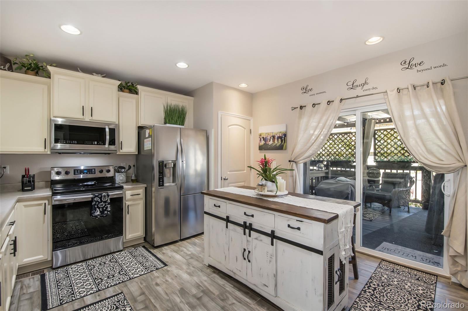 MLS Image #5 for 11058  oswego street,commerce city, Colorado