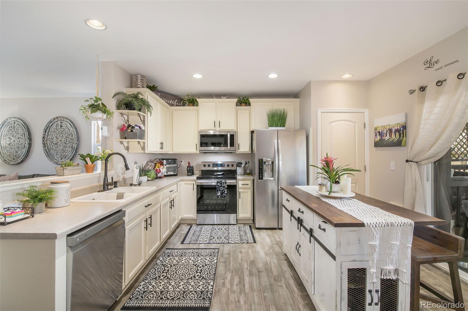 MLS Image #6 for 11058  oswego street,commerce city, Colorado
