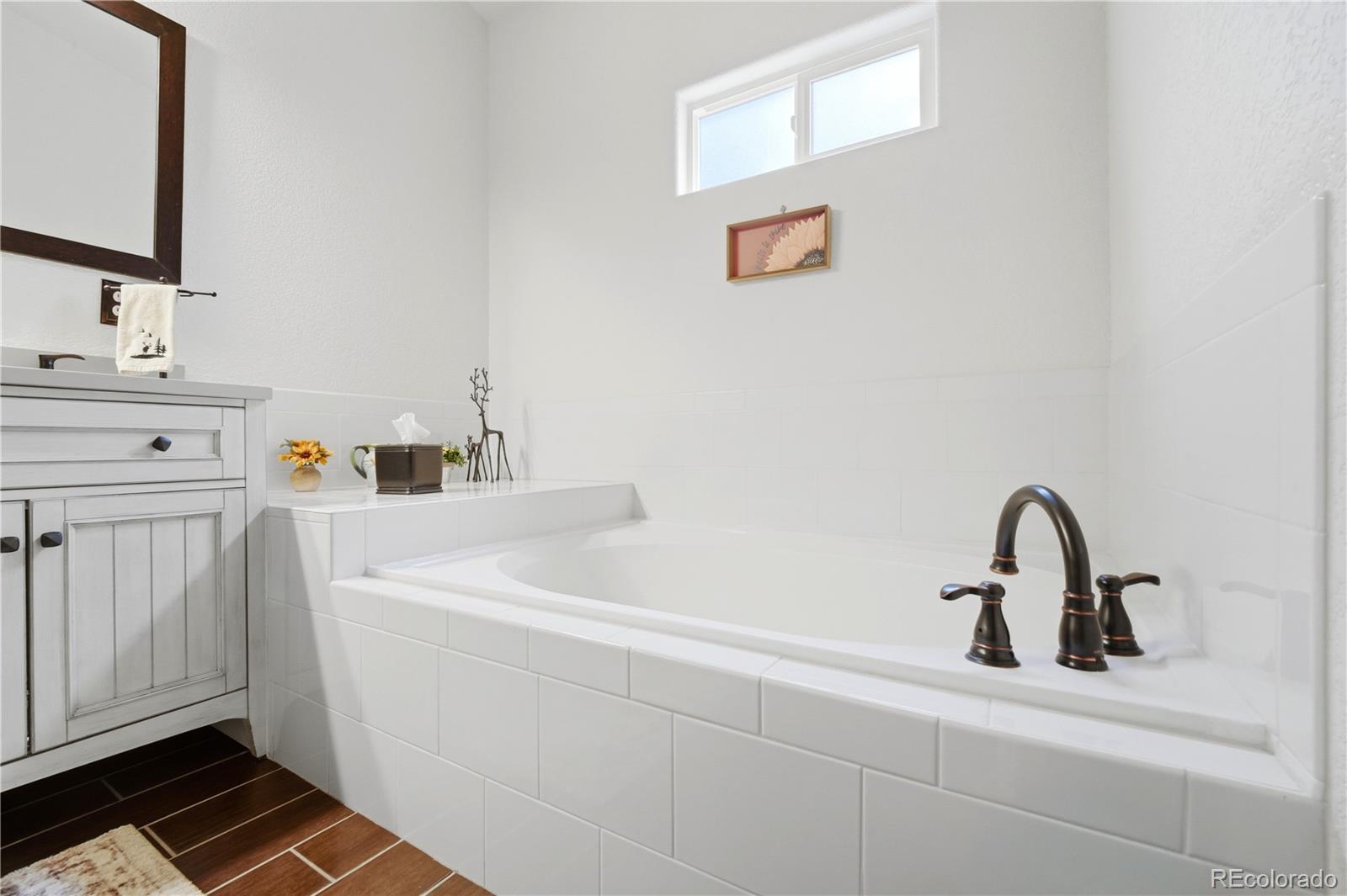 MLS Image #11 for 5140  redleaf lane,colorado springs, Colorado