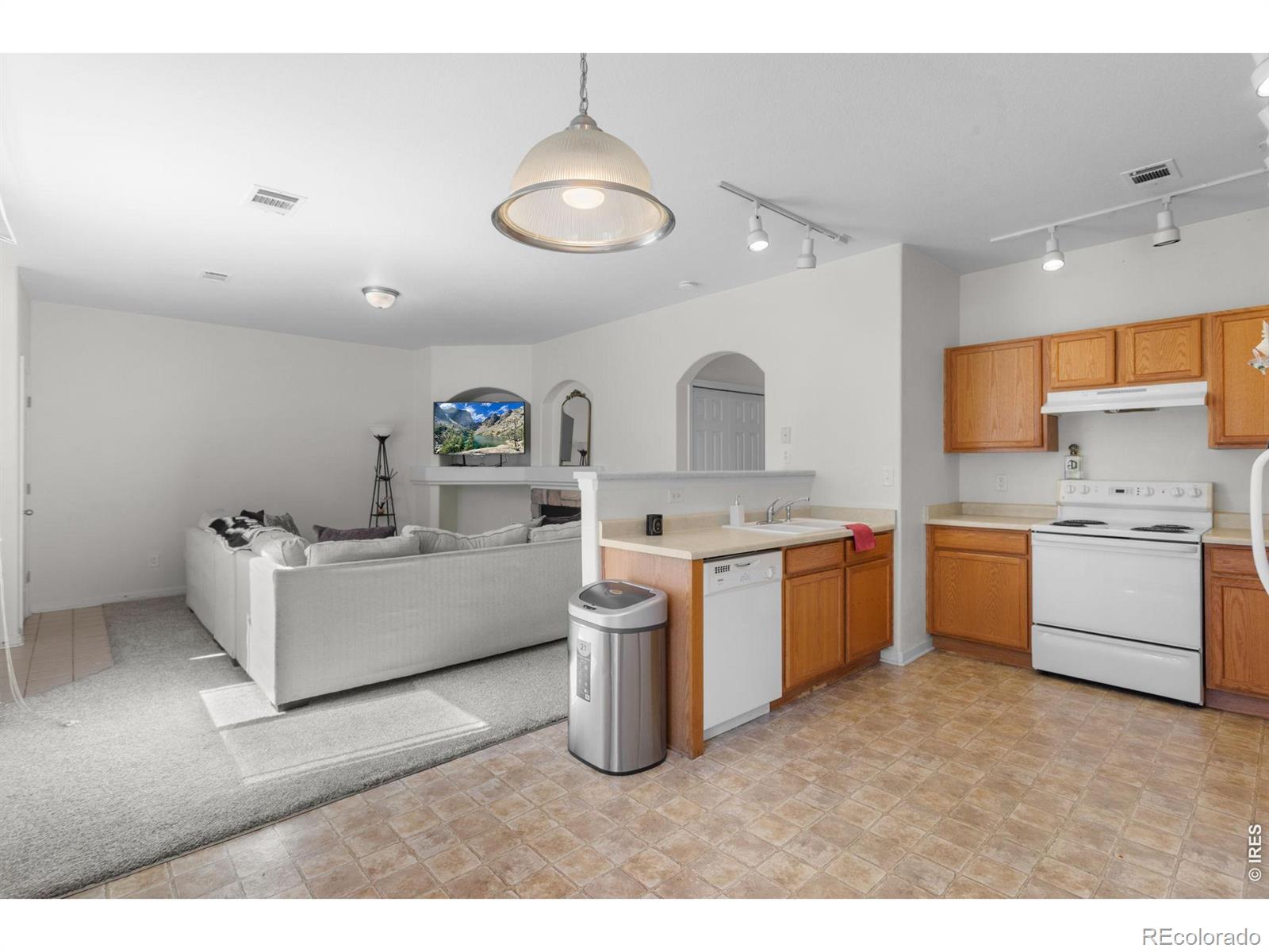 MLS Image #12 for 5551  29th street,greeley, Colorado