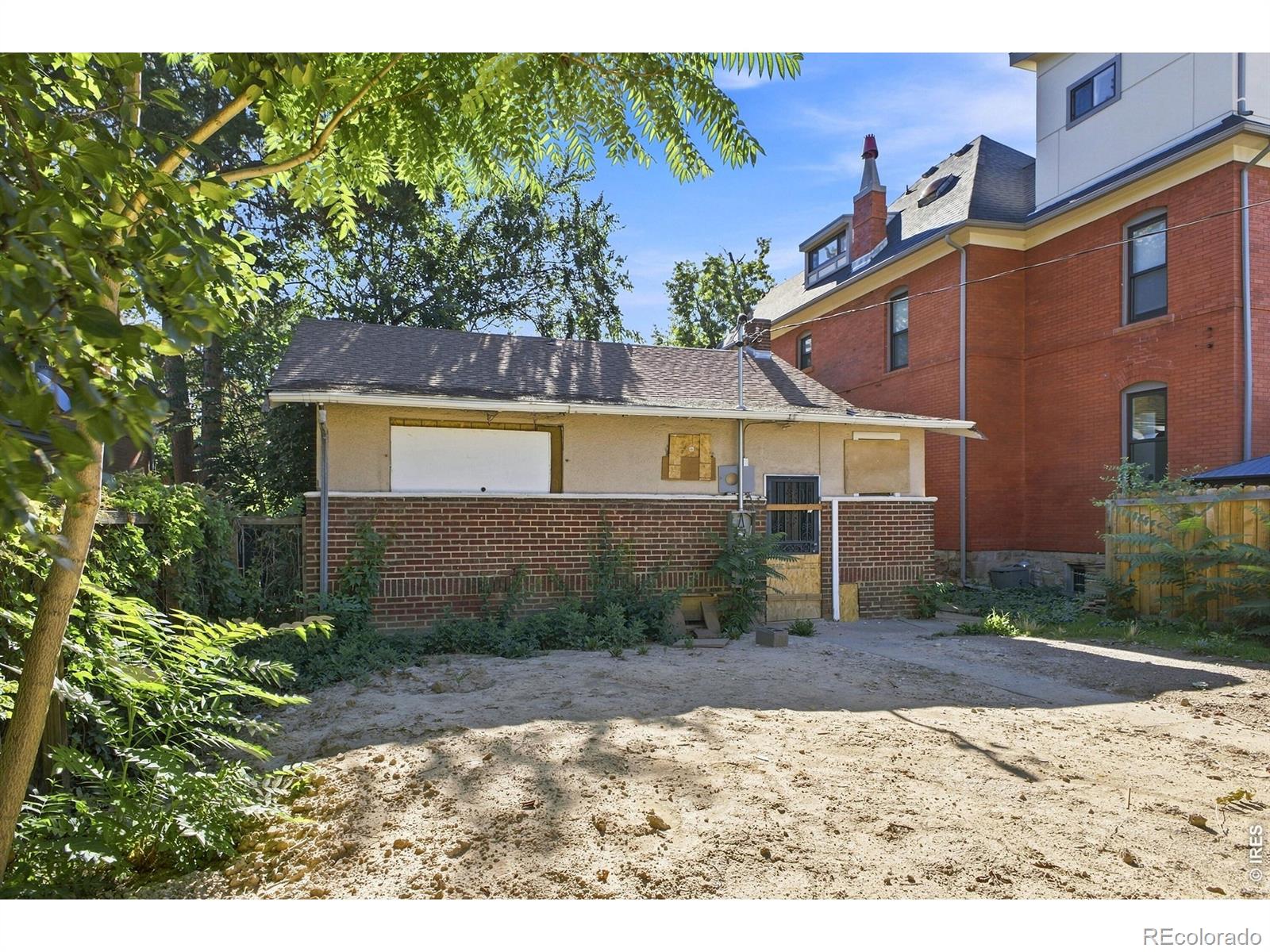 MLS Image #10 for 1445  saint paul street,denver, Colorado