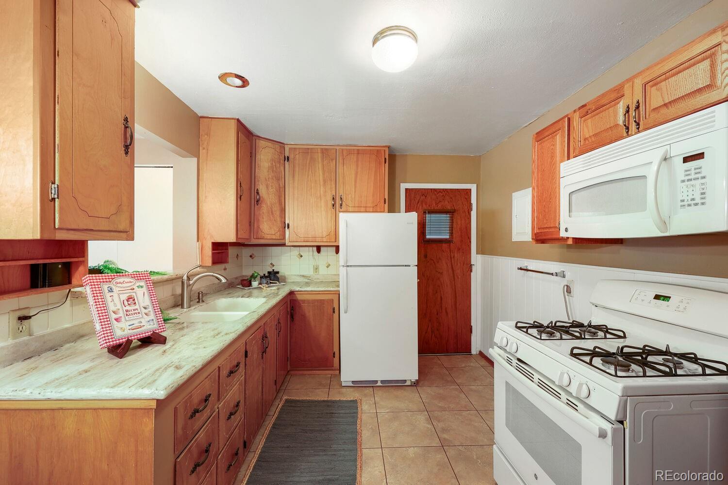 MLS Image #7 for 618 e uintah street,colorado springs, Colorado