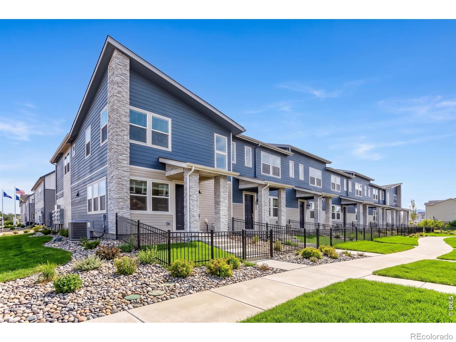 MLS Image #1 for 2839  bear springs circle,longmont, Colorado