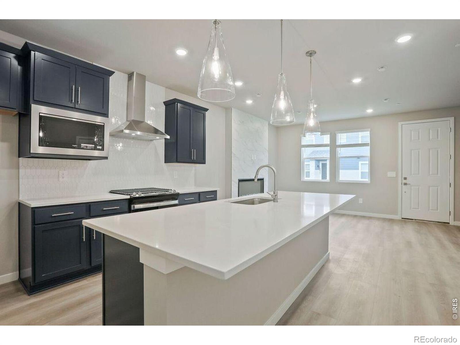 MLS Image #4 for 2839  bear springs circle,longmont, Colorado