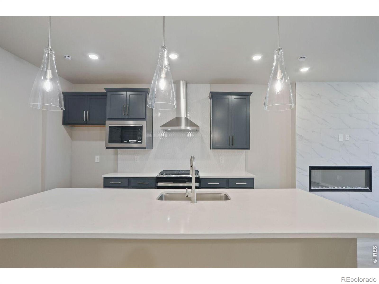 MLS Image #6 for 2839  bear springs circle,longmont, Colorado
