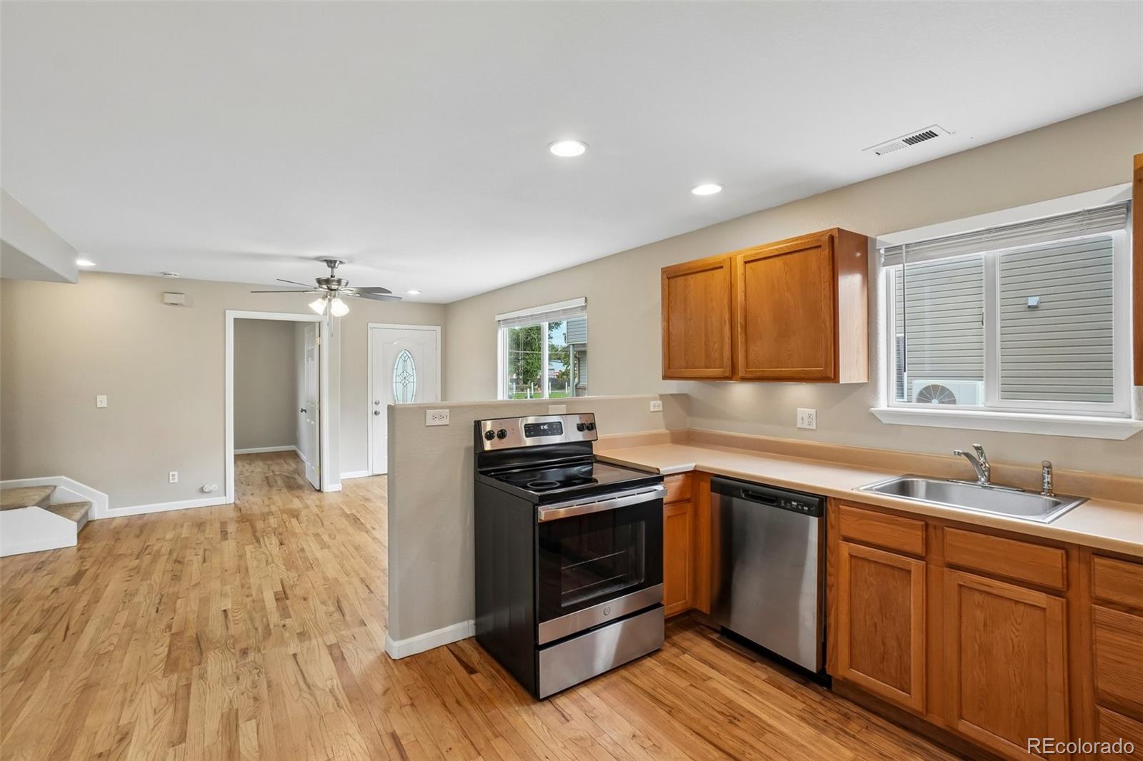 MLS Image #11 for 4475  parfet street,wheat ridge, Colorado
