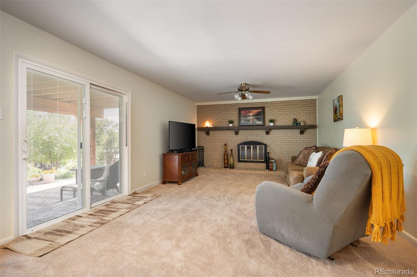 MLS Image #10 for 2220 s beech court,denver, Colorado