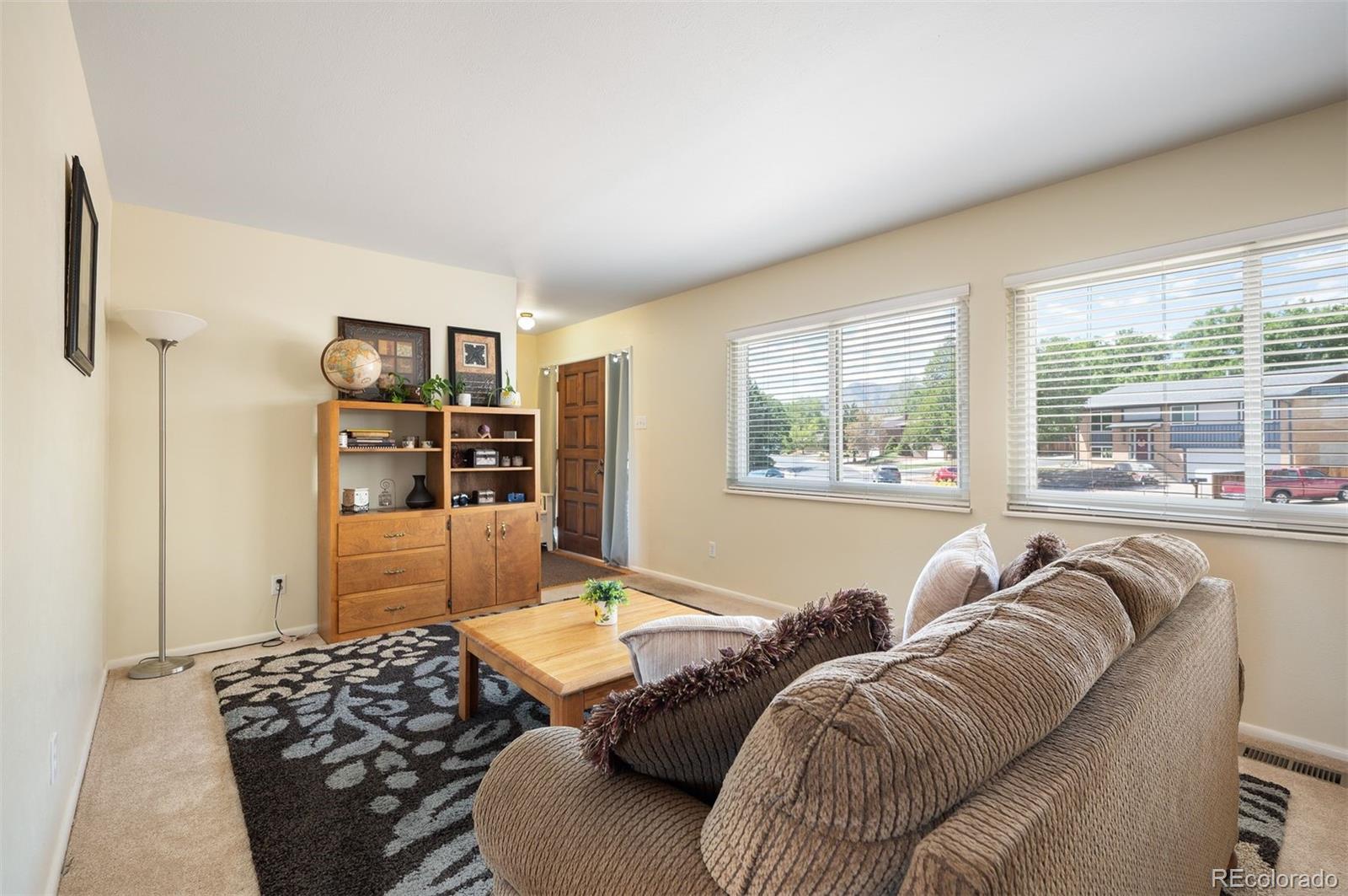 MLS Image #15 for 2220 s beech court,denver, Colorado