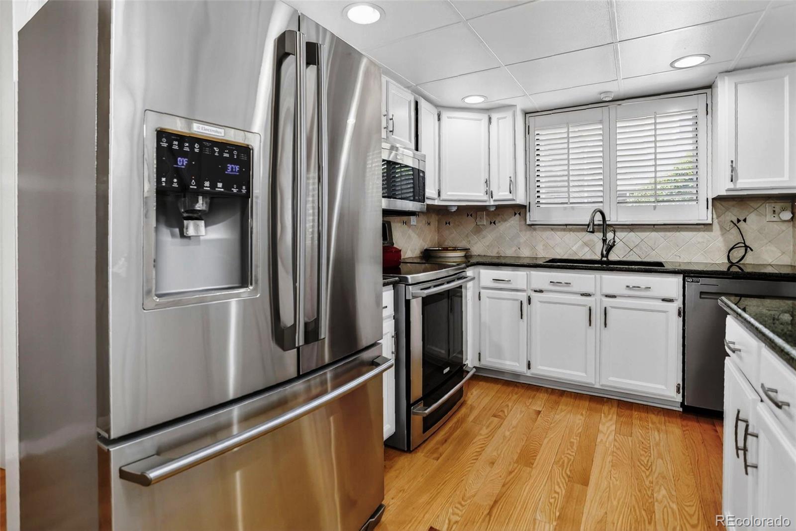 MLS Image #10 for 7005 e girard avenue,denver, Colorado