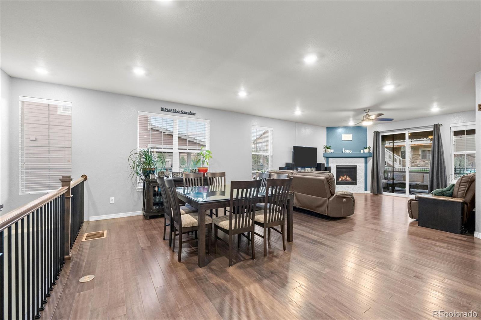 MLS Image #3 for 8134 s vandriver way,aurora, Colorado