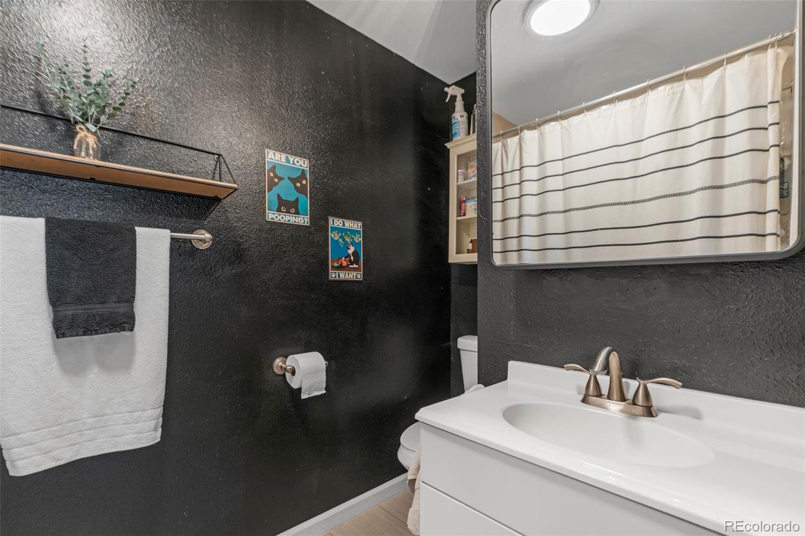 MLS Image #15 for 1195  willow street,denver, Colorado
