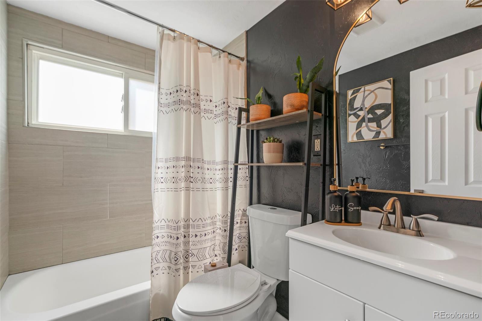 MLS Image #19 for 1195  willow street,denver, Colorado