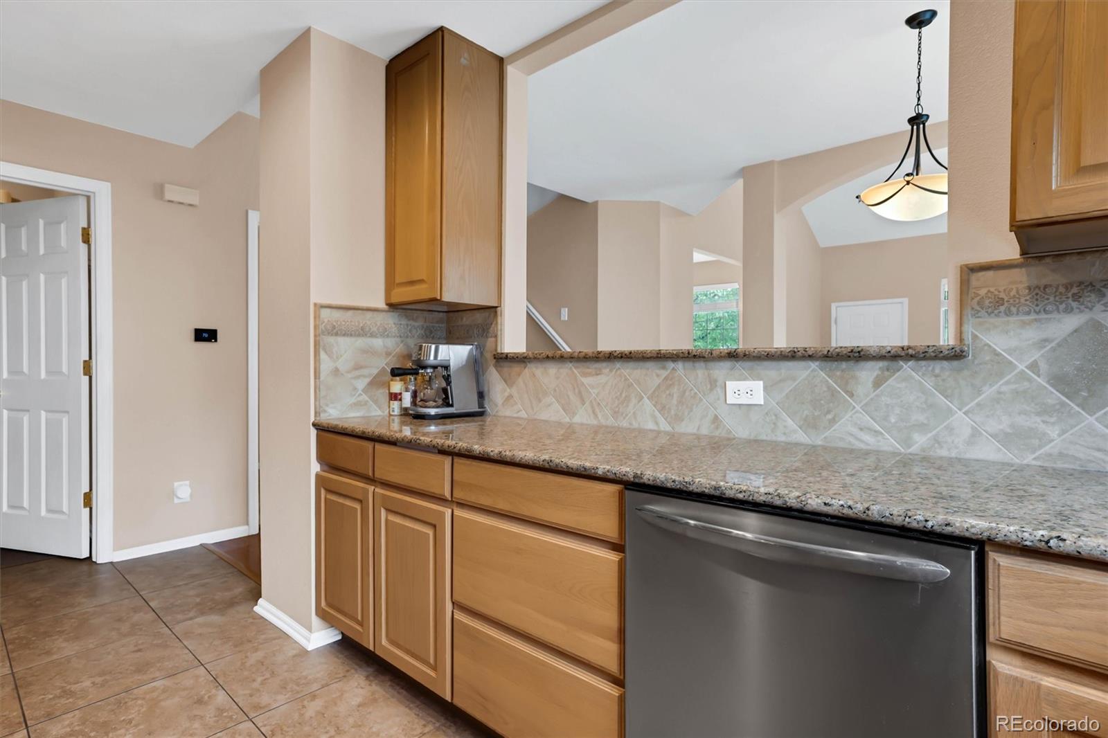 MLS Image #11 for 10184  grove loop,westminster, Colorado