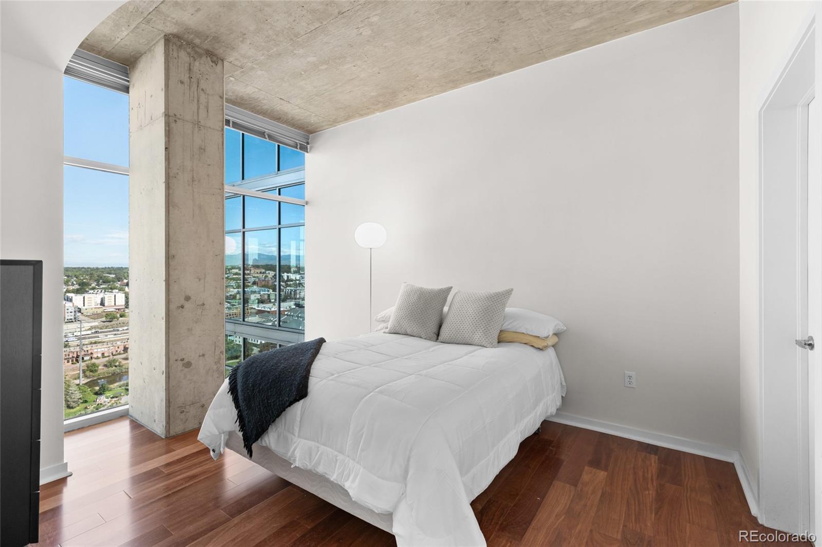 MLS Image #6 for 1700  bassett street,denver, Colorado