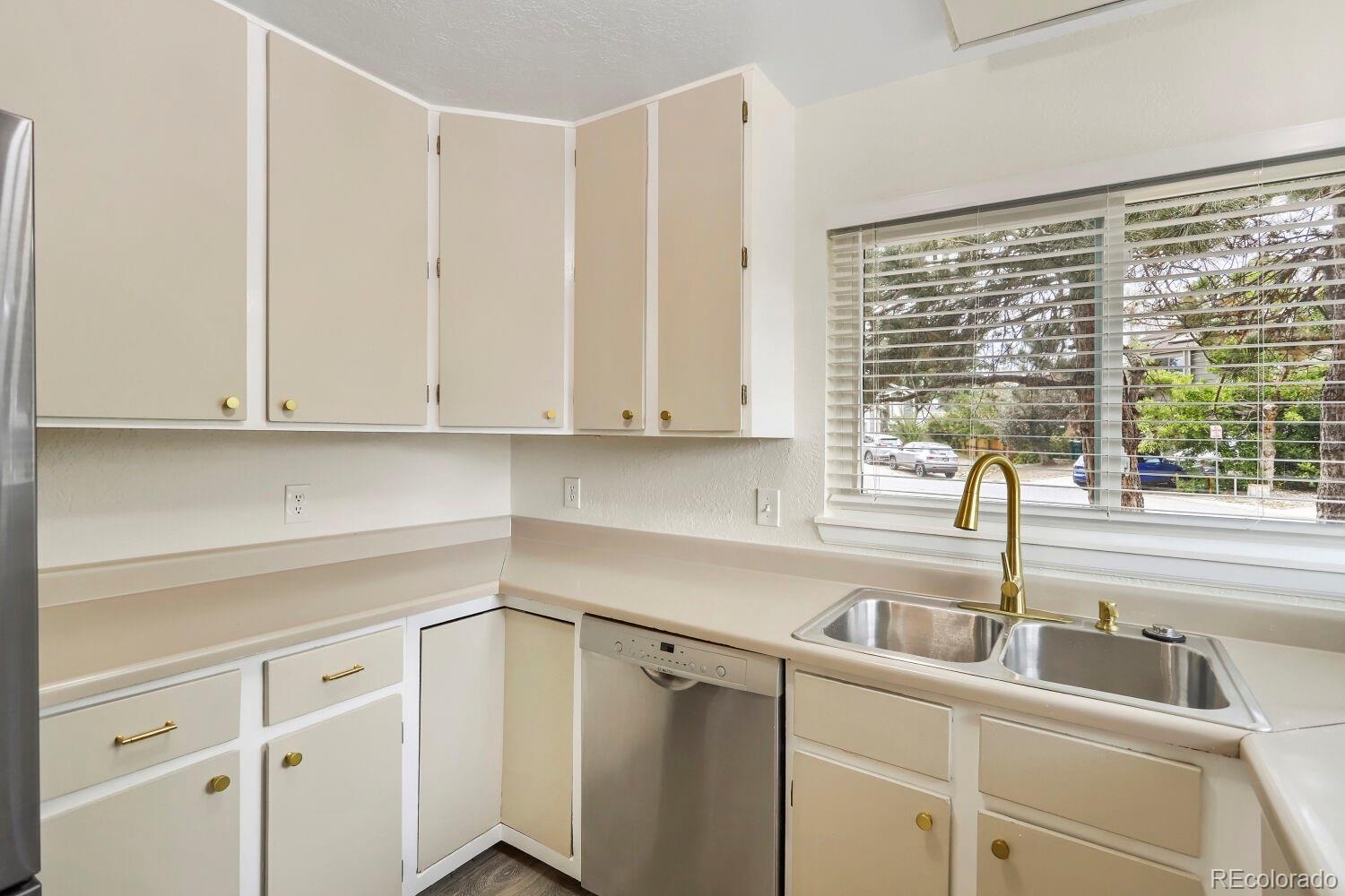 MLS Image #3 for 9801  garrison court,broomfield, Colorado