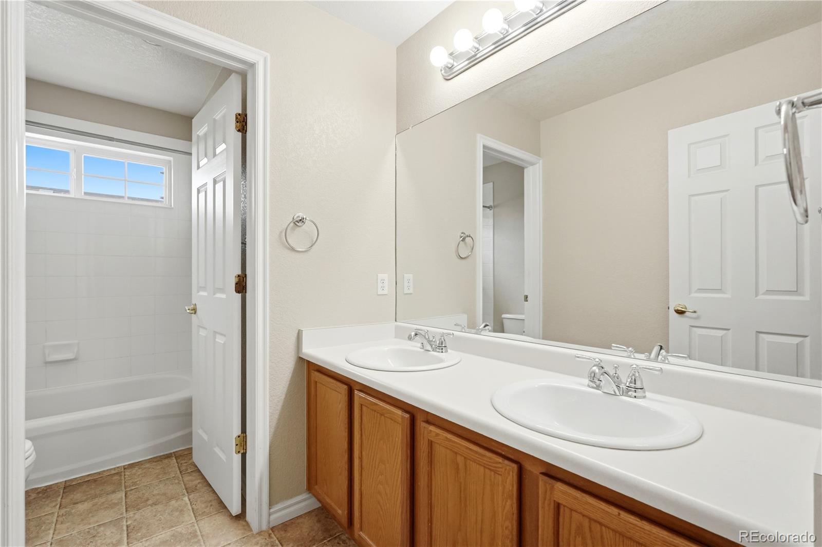 MLS Image #33 for 10566  wildhurst circle,highlands ranch, Colorado