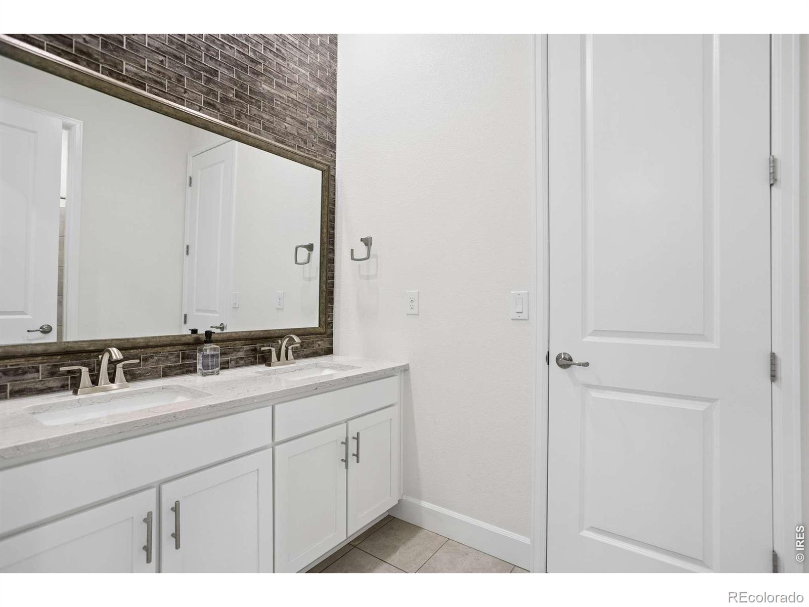 MLS Image #21 for 2220  somerset court,longmont, Colorado