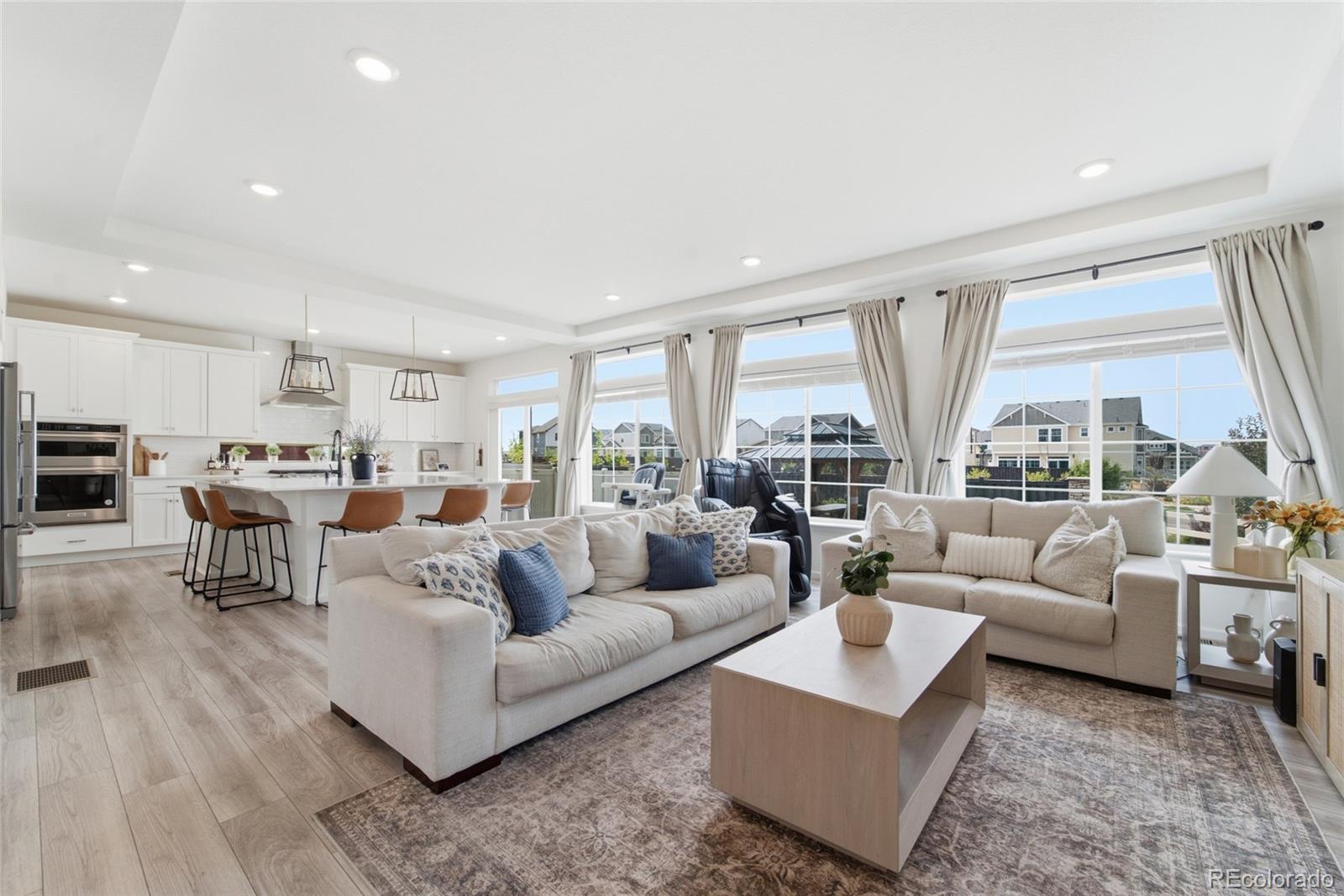 MLS Image #6 for 21962 e 44th drive,aurora, Colorado